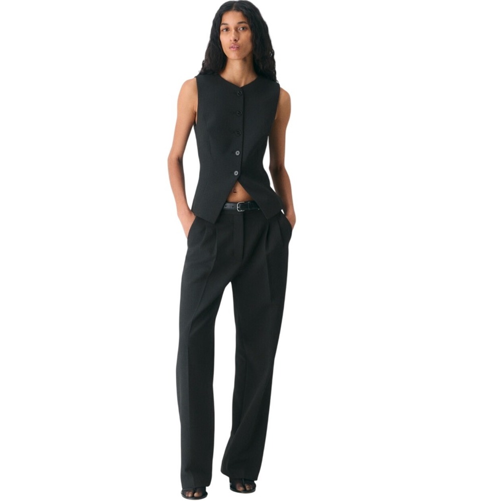 Aritzia Wilfred Regal Black Sleeveless Button Front Vest Tailored